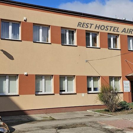 Rest Hostel Airport Modlin Nowy Dwór Mazowiecki Exteriör bild